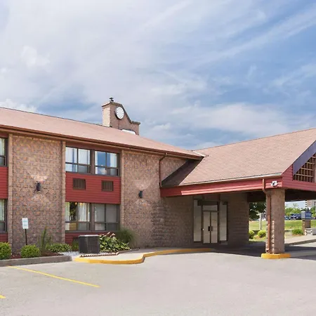 Travelodge By Wyndham Barrie-2
