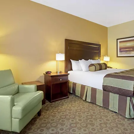 La Quinta By Wyndham Dickinson-3