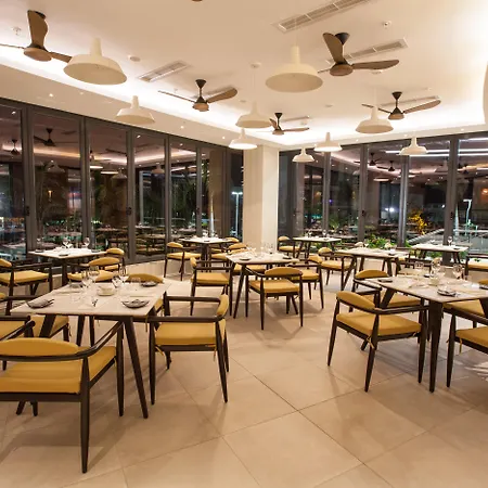 Radisson Blu Hotel & Residence Maputo-3