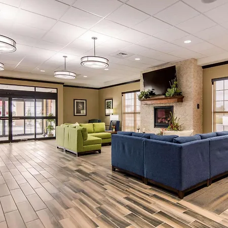 Comfort Suites Liberal North-2