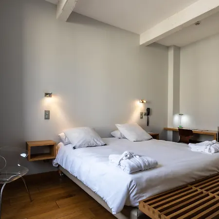 Boutique Hôtel Entraigues-3