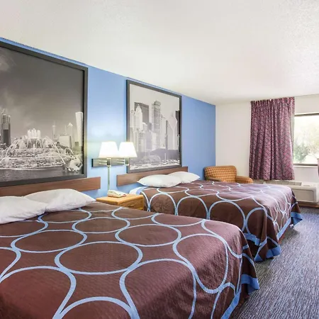 Super 8 By Wyndham Monmouth Il-3