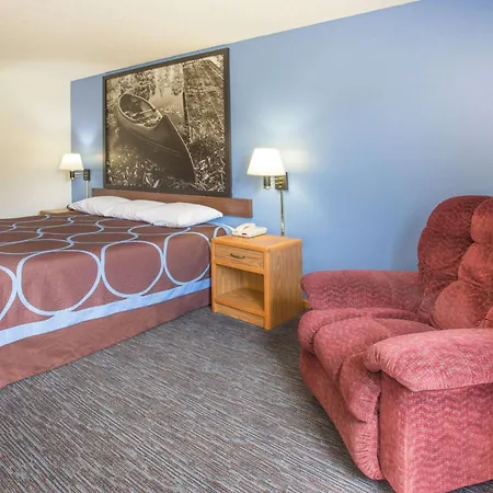Super 8 By Wyndham Monmouth Il-2