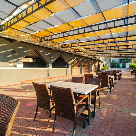 Senza Garden Holiday Club-3