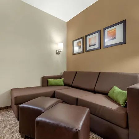 Comfort Suites Grand Island South-2