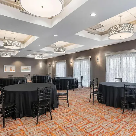 Hampton Inn - Springfield-3
