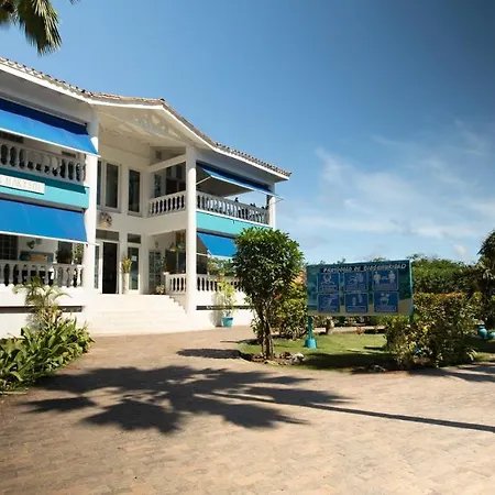 Hosteria Mar y Sol-3