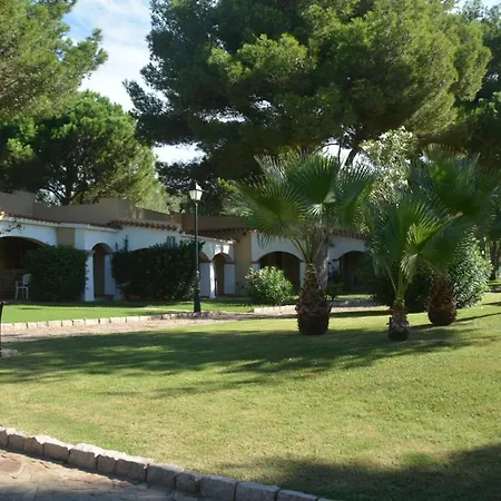 Porto Pino Club-2