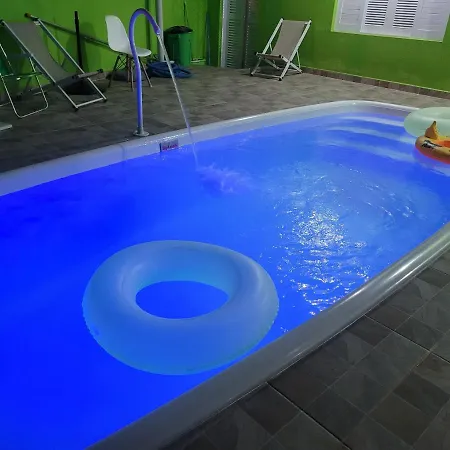 Pousada do sossego mar e verde em Itanhaem com piscina-3