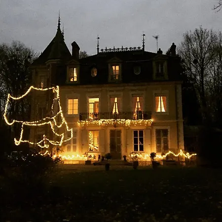 Château de Corcelle - Chambres et table d'hôtes-3