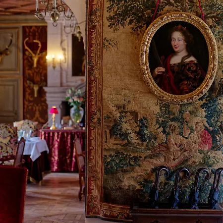 Relais & Chateau Louise De La Valliere-2