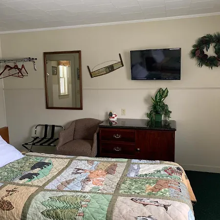 Carrollmotel And Cottages-2