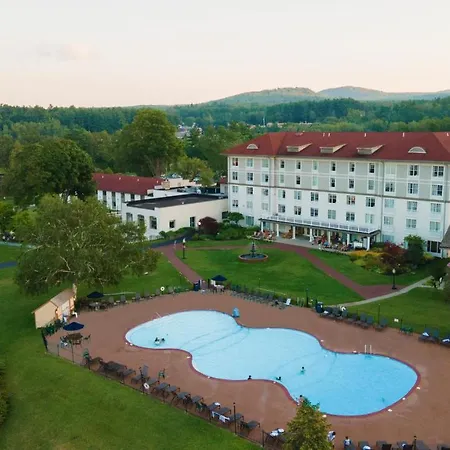 Fort William Henry Hotel-3