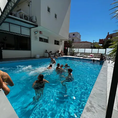 Apparthotel Ardea-3