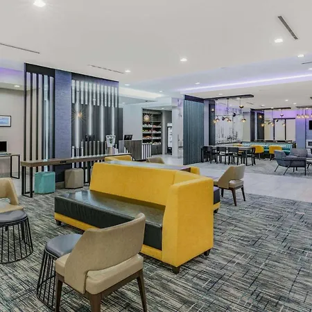 La Quinta Inn & Suites By Wyndham Texas City I 45 Galveston Area-3