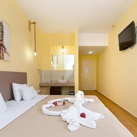 Triton Hotel-3
