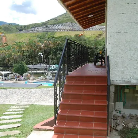 Hosteria Puerta del Nus-3