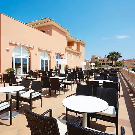 Grupotel Macarella Suites & Spa-3