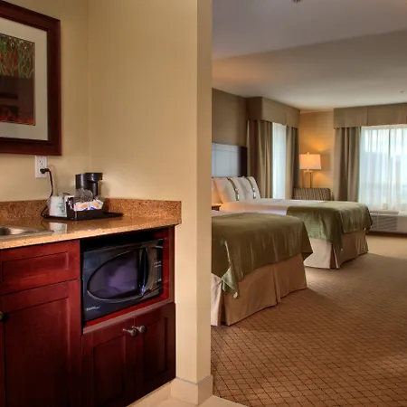 Holiday Inn Hotel And Suites-Kamloops By Ihg-2
