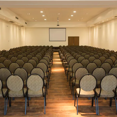 Regency Way Montevideo Hotel-2
