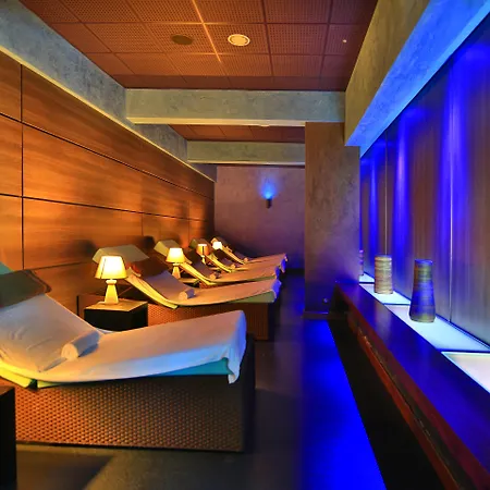 Mahogany Hotel Residence & Spa-2