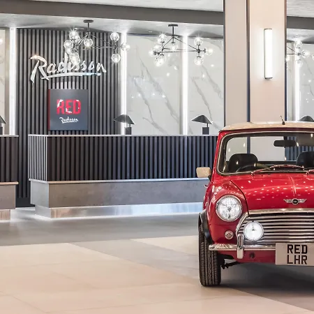 Radisson Red London Heathrow-2