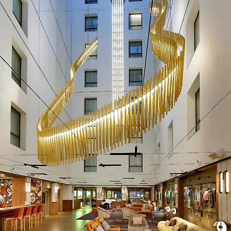 Hard Rock Hotel Madrid-3