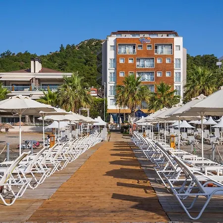 Cettia Beach Resort (Adults Only)-2