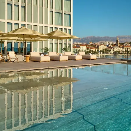 Hotel Ambasador-3