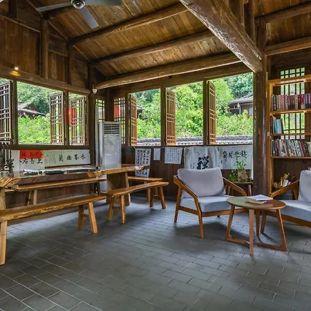 Yangshuo Ancient Garden Boutique Hotel-English Speaking Team&Swimming Pool&Activities Organized&Free Pick Up From Airport Or Ts Over 4 Nights-2