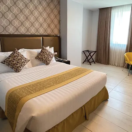 One Central Hotel & Suites-2
