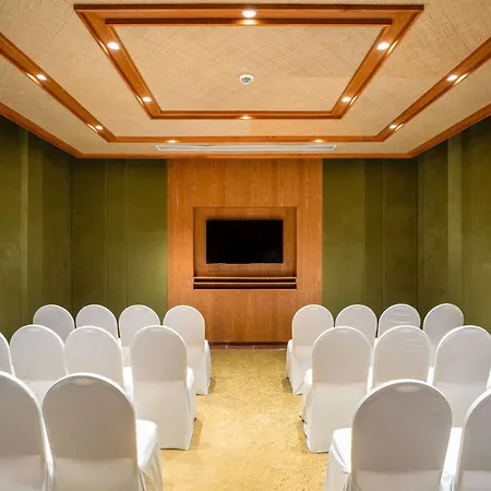 Hilton Goa Resort Candolim-2