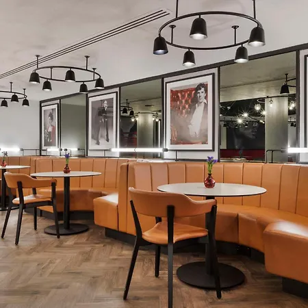 Radisson Hotel And Conference Centre London Heathrow-3
