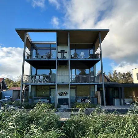 B&B Veluwemeer, Jacuzzi, Swim Spa, Sauna, Steam Bath And Sandy Beach-3