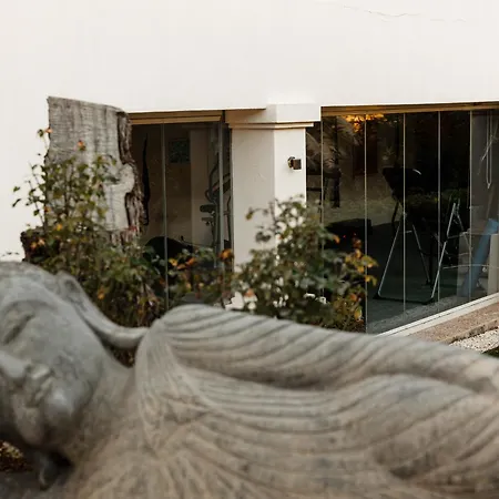 Shanti Som-3
