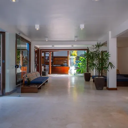 Hotel Flamingo Beach By Hc-2