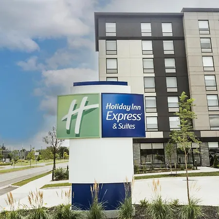 Holiday Inn Express & Suites Toronto Airport South By Ihg-2