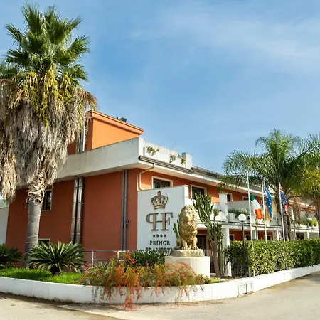 Prince Franklyn Hotel-3