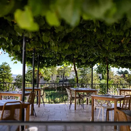Domaine de la Pinède-2