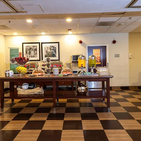 Hampton Inn By Hilton Guadalajara-Aeropuerto-3