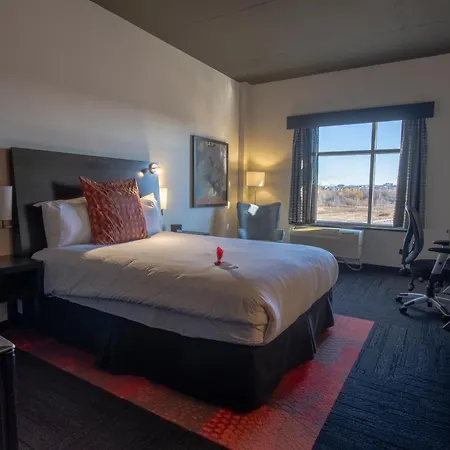 Grand Times Hotel - Aeroport De Quebec-2