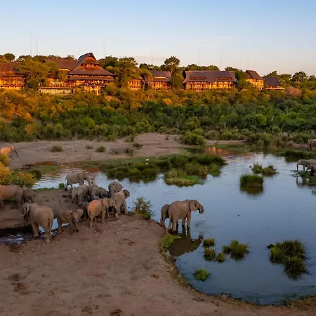 Victoria Falls Safari Lodge-2
