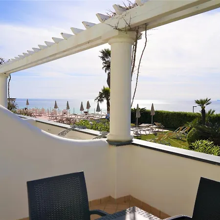 Hotel Albatros-2