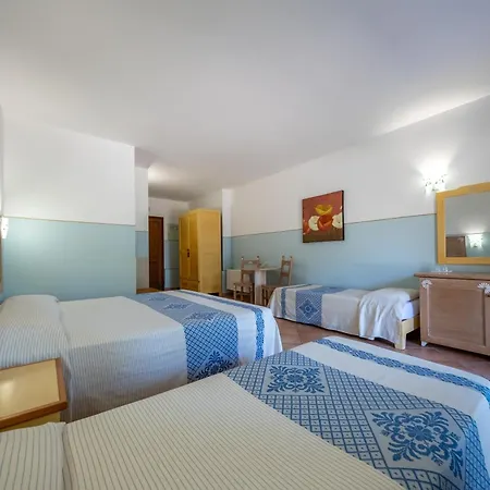 Hotel Luci Del Faro-3