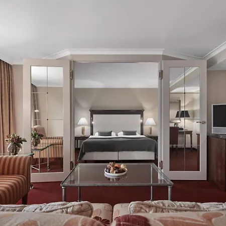 Lebenberg Schlosshotel-Kitzbuehel-2