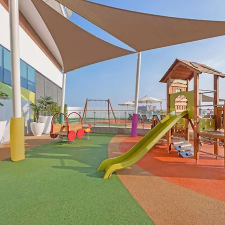 Hampton By Hilton Marjan Island-2