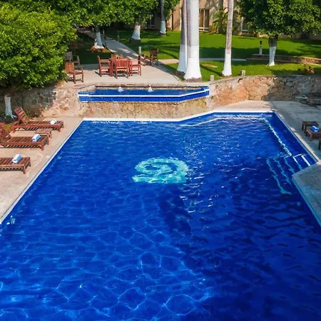 Hotel Loma Real-3