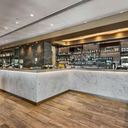 Hilton Auckland-2