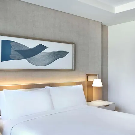 Hilton Abu Dhabi Yas Island-3