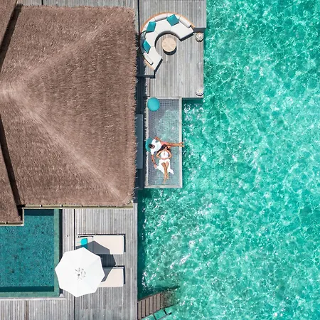 Anantara Kihavah Maldives Villas-3